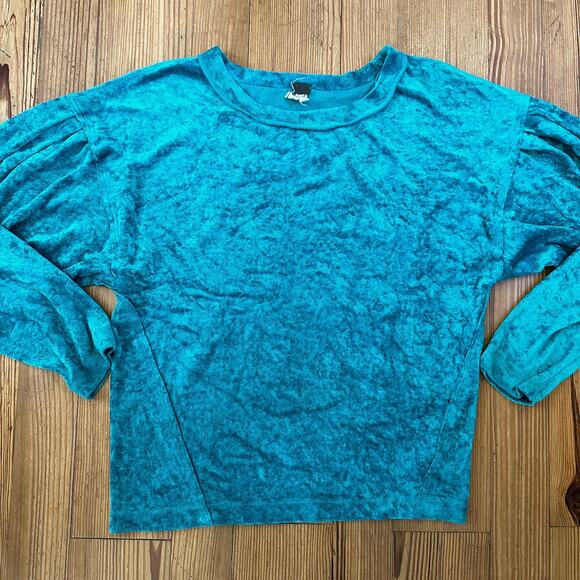 We the Free green crushed velvet oversized long sleeve shirt SIZE M - Picture 1 of 5